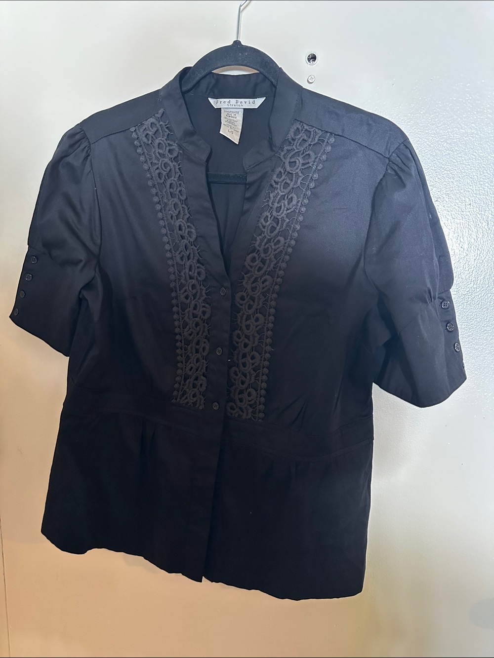 VTG FRED DAVID Black Short-Sleeve Button-Front Top with Lace Panels Large